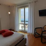 Iseolakerental - Romantica